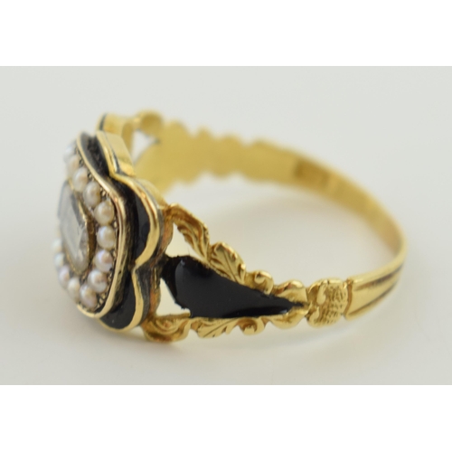 362 - 18ct gold Georgian mourning ring set pearls and enamelled decorating, hallmarks rubbed, 3.1 grams, s... 