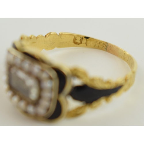 362 - 18ct gold Georgian mourning ring set pearls and enamelled decorating, hallmarks rubbed, 3.1 grams, s... 