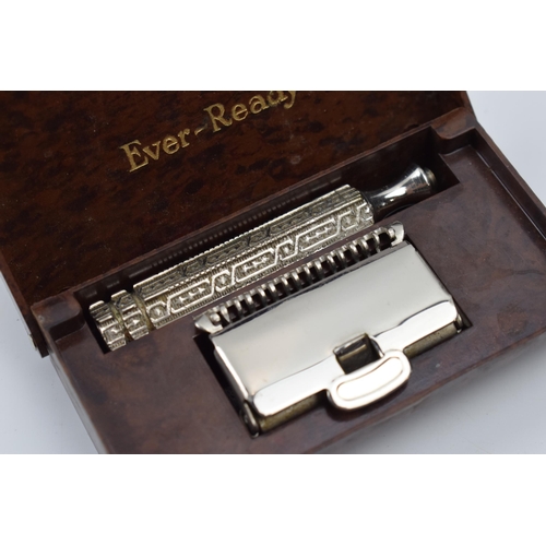195 - Cased Ever-Ready razor.