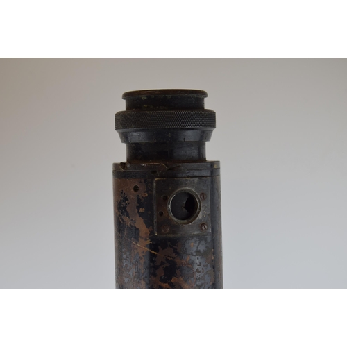 205 - World War One British day / night tank sight by Ross of London, 67cm long.
