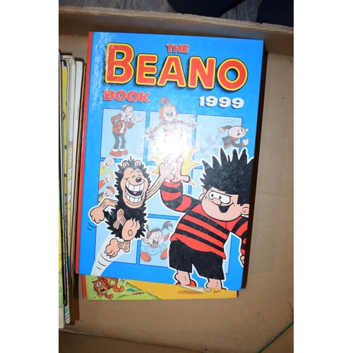 286 - A quantity of vintage Beano magazines. (Qty)