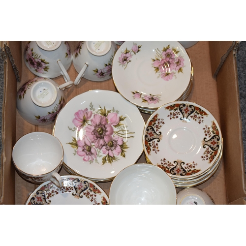 34 - A mixed collection of ceramic items to include Elizabethan Bone China together with a Colclough part... 