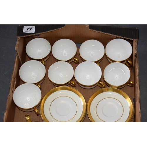 77 - Minton tea ware in the Buckingham pattern to include a sucrier / lidded sugar, 9 cups, 9 saucers, 8 ... 