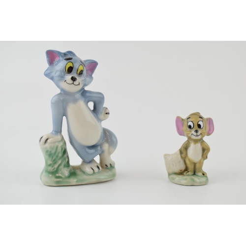 89 - Wade Tom and Jerry figures (2).