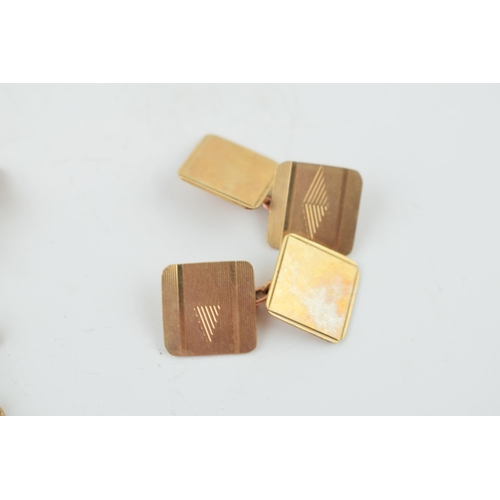 292 - A collection of 9ct yellow gold cufflinks. 15.9 grams (5)