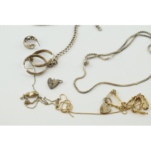 299 - A collection of silver jewellery to include necklaces, bracelets and others, 53.0 grams.