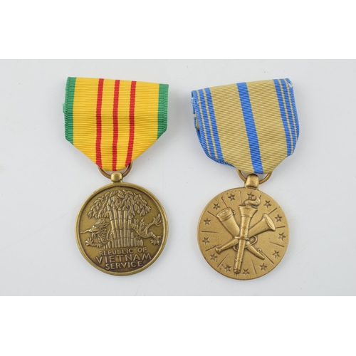 394 - A Republic of Vietnam Servicem United States of America, together with an Armed Forces Reserve medal... 