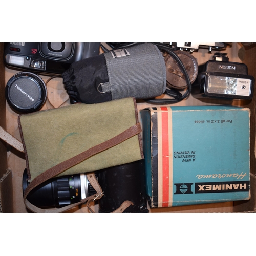 344 - A collection of vintage cameras and accessories to include a Bell & Howell 28mm lense,  a Nettar cam... 