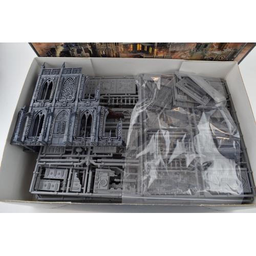 495 - Boxed Warhammer 40,000 Imperial City. Mostly unbuilt with part that is built proffesionally painted ... 