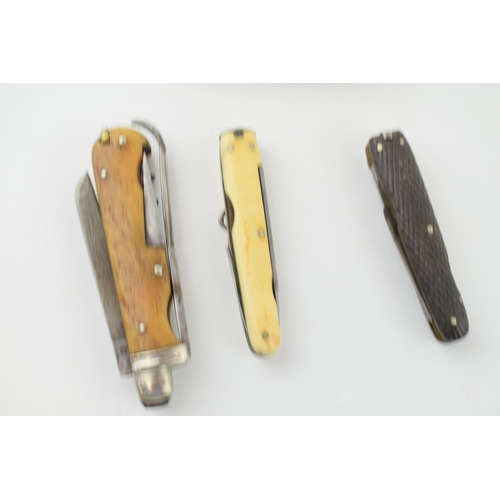 515 - A 19th century Coachman's / Horseman's multitool pocket knife by Humphreys. Sheffield (Length 8.5cm)... 