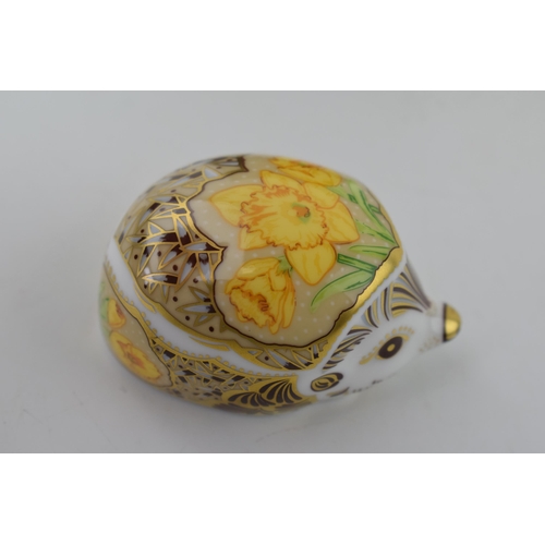 35 - Royal Crown Derby paperweight, Daffodil Hedgehog, gold stopper and grey printed marks to the base, b... 