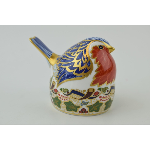 99 - Royal Crown Derby paperweight, Robin Nesting, 7cm high, date code for 1997 (LX), gold stopper and re... 