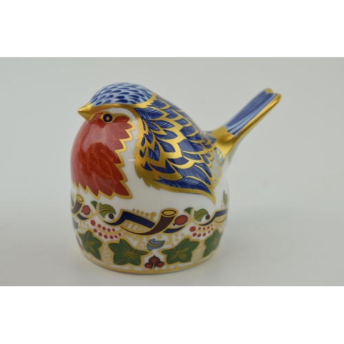 99 - Royal Crown Derby paperweight, Robin Nesting, 7cm high, date code for 1997 (LX), gold stopper and re... 