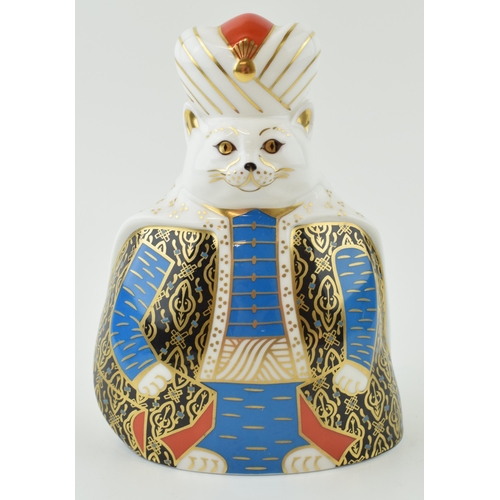 124 - Royal Crown Derby Royal Cats Persian, first quality (produced without stoppers).