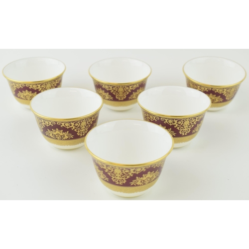 90 - De Lamerie 'Finest Bone China' tea bowls (6)