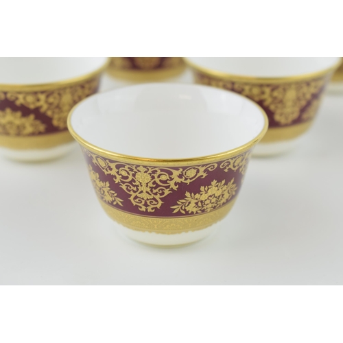 90 - De Lamerie 'Finest Bone China' tea bowls (6)