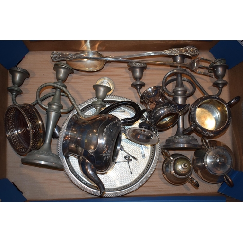 610 - Silver plated items to include a pair of candelabras, a tea set and others (Qty).