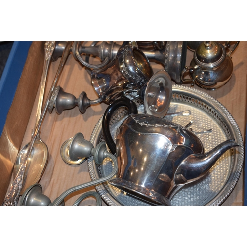 610 - Silver plated items to include a pair of candelabras, a tea set and others (Qty).