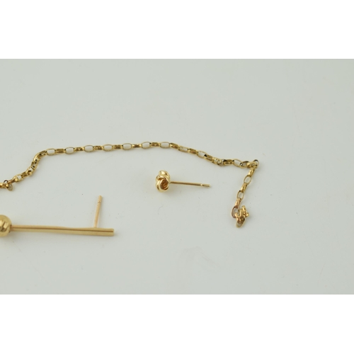 462 - A collection of 9ct gold jewellery to include earrings and neck chain a/f.  1 grams.