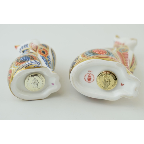 135 - Royal Crown Derby paperweight, Siamese Cat, 13.5cm high and Siamese Kitten, 9cm high, produced 1996 ... 
