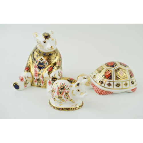 138 - Three Royal Crown Derby paperweights, Old Imari Honey Bear, 11cm, date code for 1997 (LX), Turtle, d... 