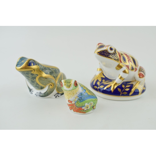 141 - Three Royal Crown Derby Paperweights, Frog, decorated in the Imari palate, date code for 1996 (LIX),... 