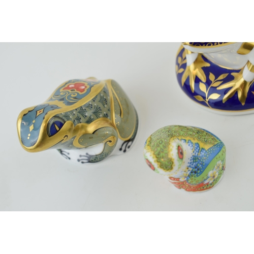 141 - Three Royal Crown Derby Paperweights, Frog, decorated in the Imari palate, date code for 1996 (LIX),... 