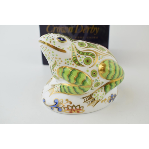 142 - Royal Crown Derby paperweight, Toad, 9cm, this is number 2,305 of a limited edition of 3,500, red pr... 