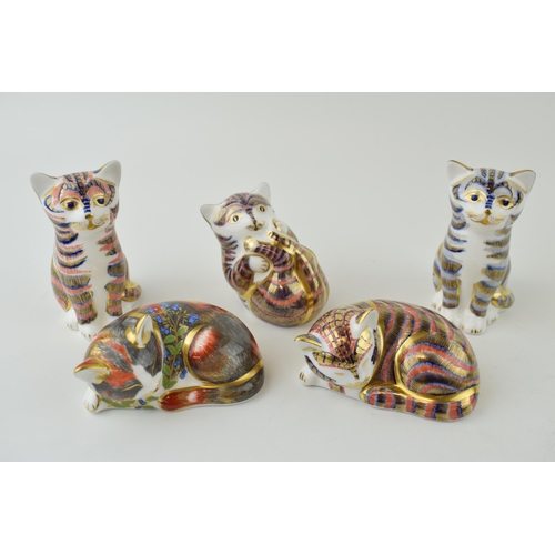 150 - Five Royal Crown Derby kitten paperweights, Catnip Kitten, 8cm, an exclusive for the RCD Collectors ... 
