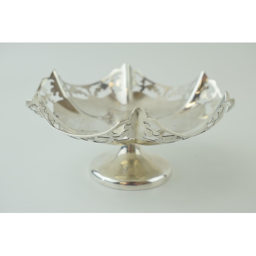 111 - Silver ornate pedestal dish, Sheffield 1937, 175.2g, 15cm diameter.