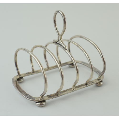 120 - Silvet 5 bar toast rack, 91.7g, London 1902.