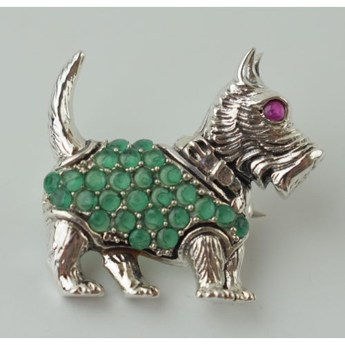 44 - Contemporary silver brooch in the form of a Scotty dog / terrier, stone-set, 4.3g, 29mm wide.