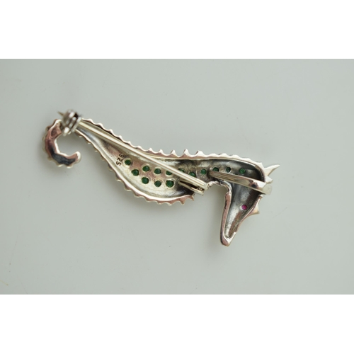 57 - Contemporary silver brooch in the form of a seahorse, stone-set, 6.1g, 46mm tall.