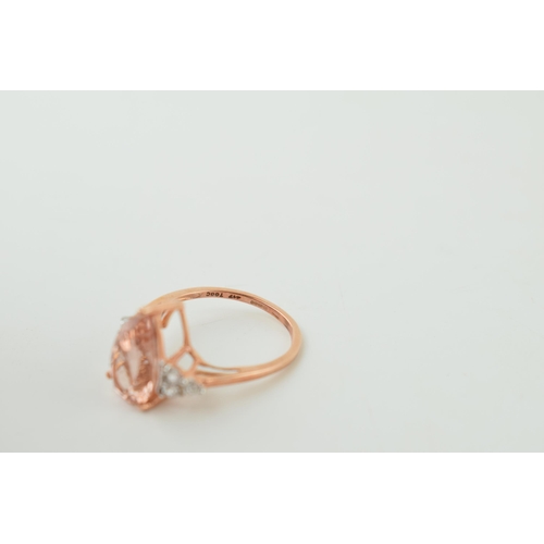 7 - 9ct gold rose gold ring set with semi-precious stones, 2.7g, size M.