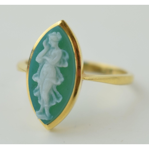 71 - 18ct gold cameo ring with classical lady scene, oval relief, 3.2g, size O.