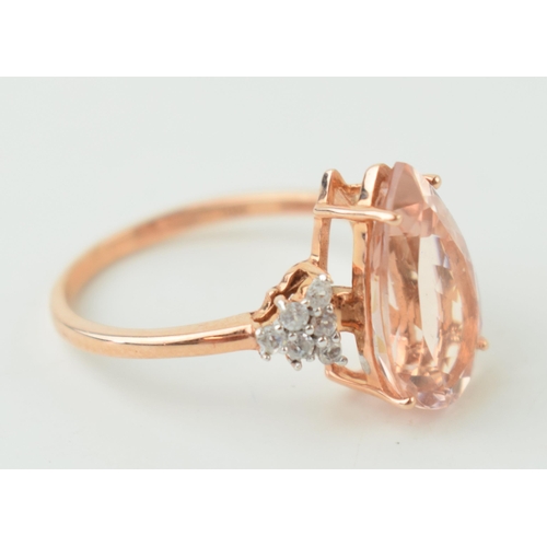 9 - 9ct rose gold ring set with semi-precious stones, 2.5g, size O/P.