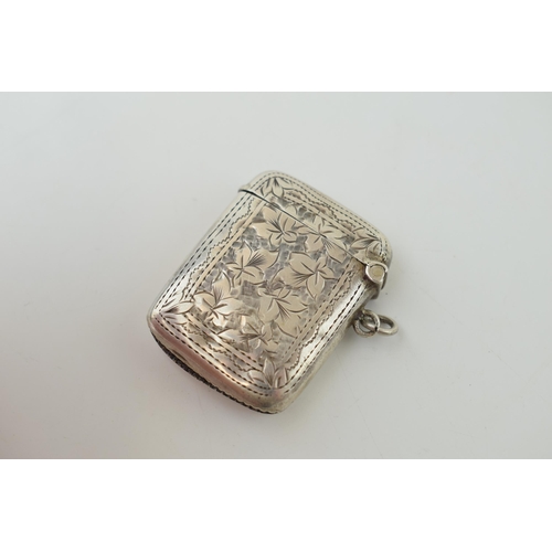 95 - Hallmarked silver vesta case, 14.2g, vacant cartouche, 43cm tall.