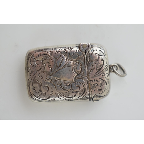 96 - Hallmarked silver vesta case, 7.3g, vacant cartouche, 42cm tall.