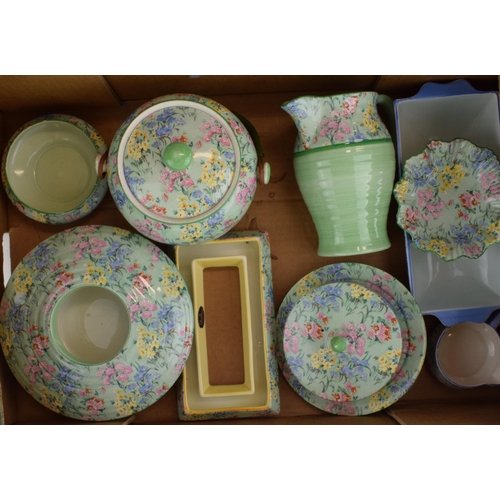 237 - A collection of Shelley in the Melody pattern to include a table centrepiece bowl, a flower rectangu... 