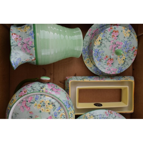 237 - A collection of Shelley in the Melody pattern to include a table centrepiece bowl, a flower rectangu... 