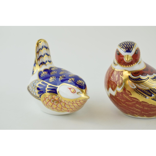 41 - Three Royal Crown Derby bird paperweights, Nuthatch, Wren and Chaffinch, silver stoppers and red pri... 