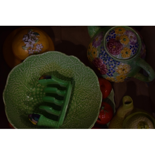 67 - Pottery to include Carlton Ware Cabbage Ware items, a lobster footed lettuce bowl, a cruet set and o... 