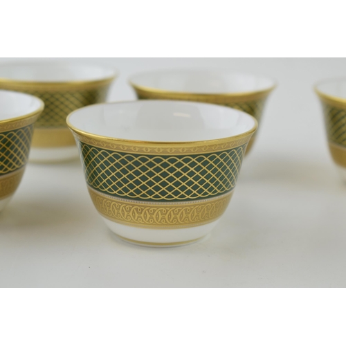 109 - De Lamerie Fine Bone China Set of Green Spiral & Twist pattern 6 Arabic Tea Cups, diameter 7cm (6).