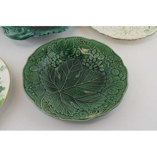 127 - A group of early 19th century moulded green glaze and painted dessert wares and a similar Spode Bamb... 