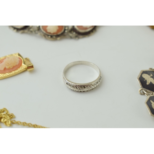 645 - A collection of shell cameo jewellery to include pinchbeck brooch, bracelet on silver, gold-plated n... 