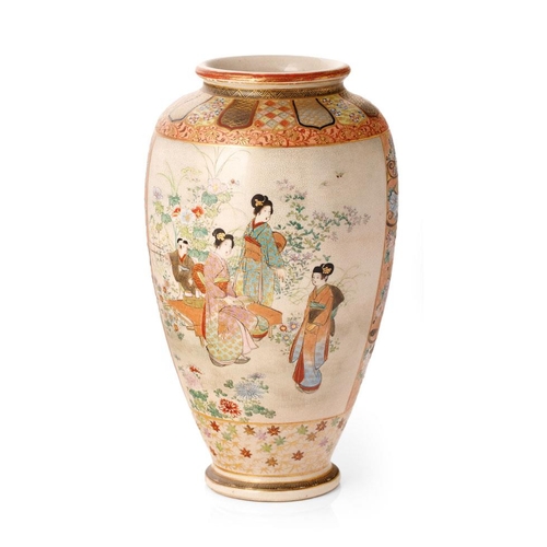 106A - c20th Japanese Satsuma Decorative Oriental Ceramic Vase