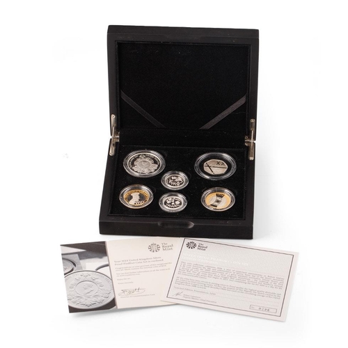 207 - Boxed Royal Mint 2014 Silver Proof Piedfort Coin Set with certificate and card, in cardboard sleeve ... 