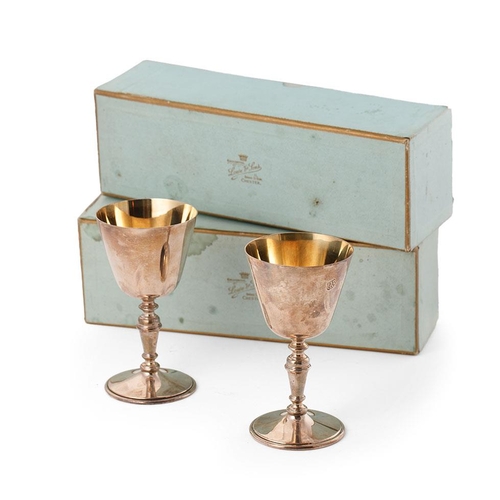 312 - A pair of silver goblets, gilt interior, standard form, Barker Ellis Silver Co, Birmingham 1972, 13.... 