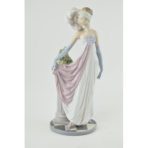 139 - Lladro figurine 