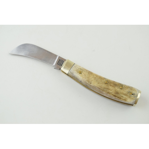 16 - A Wright & Son Sheffield Stag Antler Bone Handle Flat Cap Pruner Pruning Folding Pocket Knife